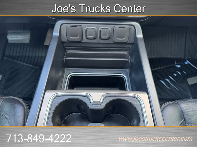 Used 2019 GMC Sierra 3500 Denali w/ Duramax Plus Package AWD/4WD image 17