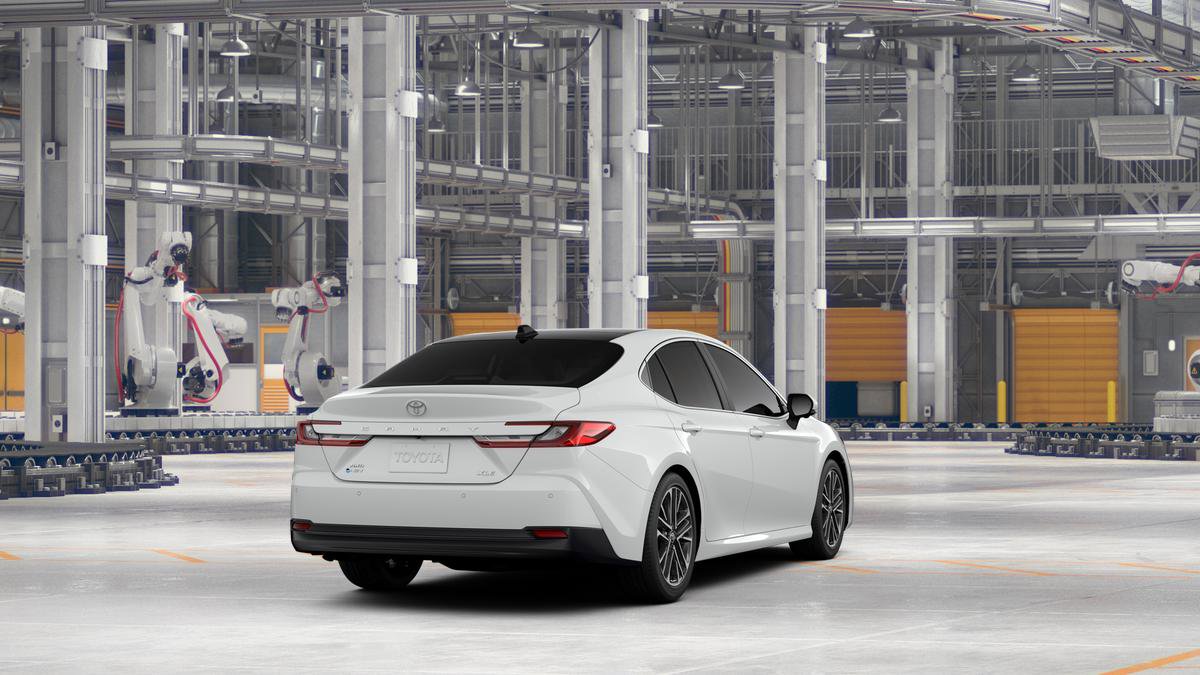 New 2026 Toyota Camry Hybrid AWD/4WD image 11