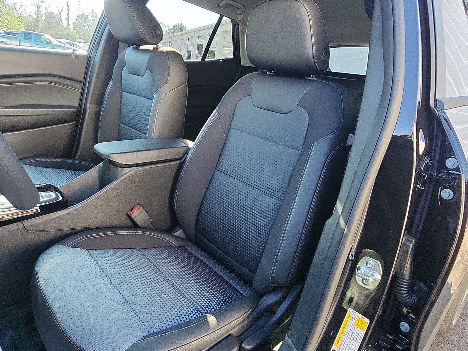 New 2026 Chevrolet Trax LT w/ LPO, Blackout Package image 21