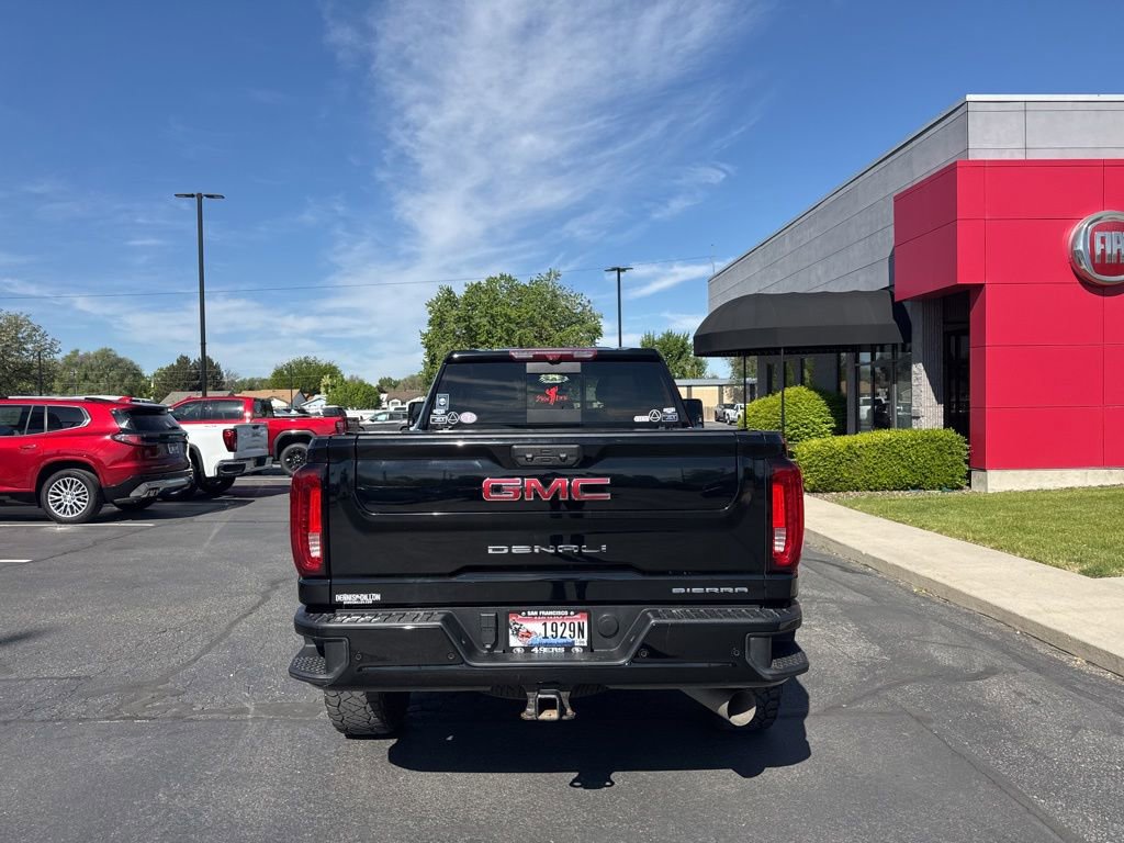 Used 2022 GMC Sierra 2500 Denali w/ Denali Ultimate Package AWD/4WD image 5