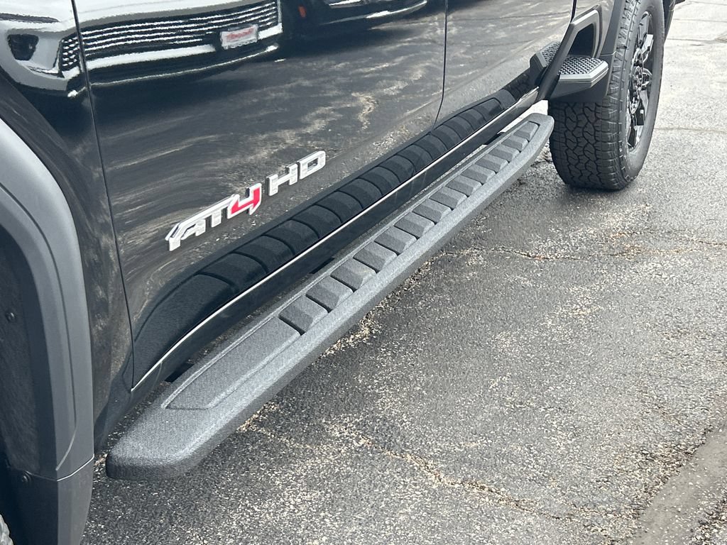 New 2026 GMC Sierra 2500 AT4 w/ AT4 Premium Plus Package AWD/4WD image 15