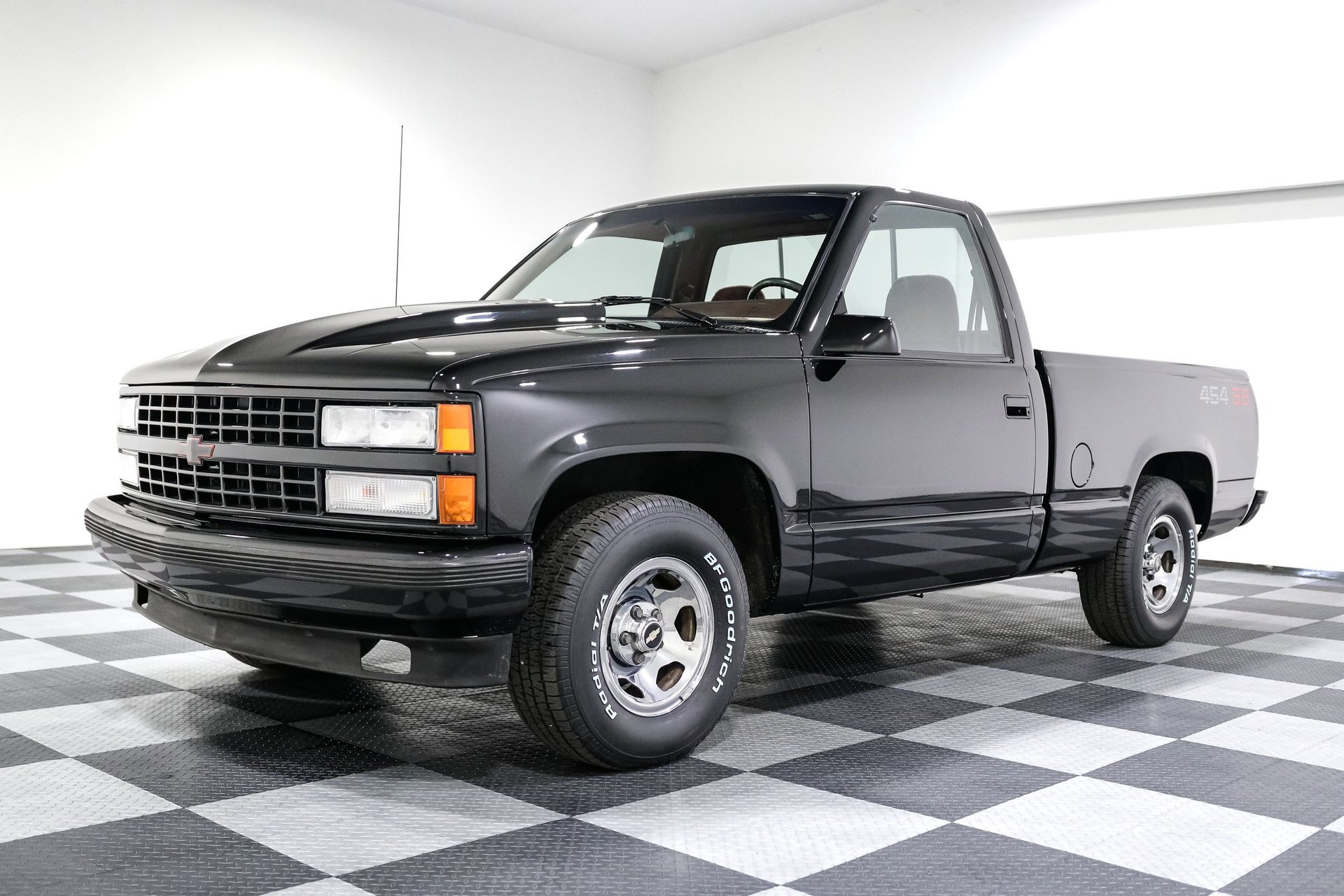 Used 1990 Chevrolet Silverado 1500 454 SS RWD image 3