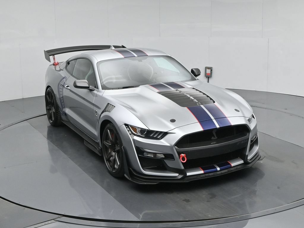Used 2020 Ford Mustang Shelby GT500 w/ Carbon Fiber Track Pack RWD image 38