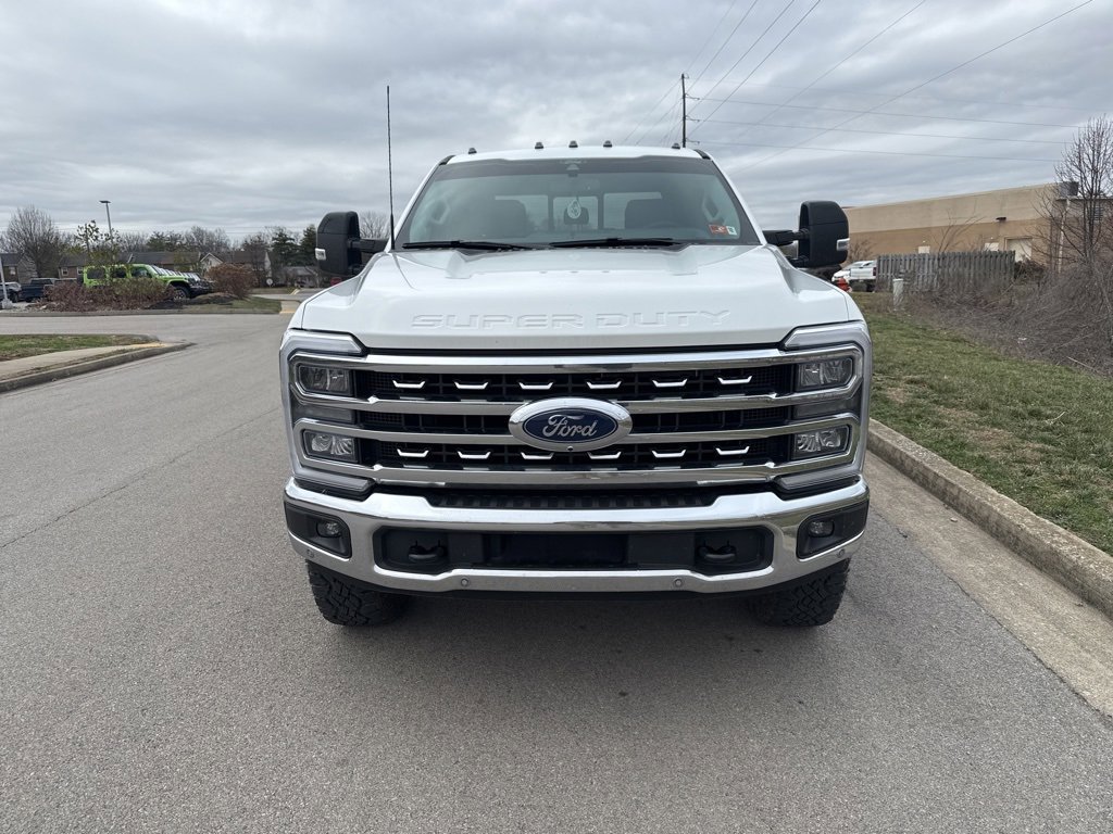 Used 2025 Ford F250 Lariat w/ Lariat Ultimate Package image 2