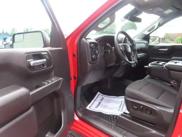 Used 2025 Chevrolet Silverado 1500 Custom Trail Boss AWD/4WD image 16