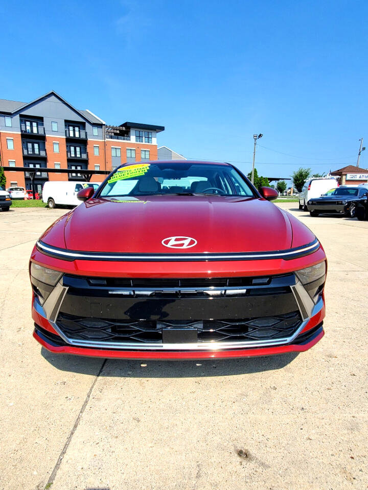 Used 2024 Hyundai Sonata SEL image 2