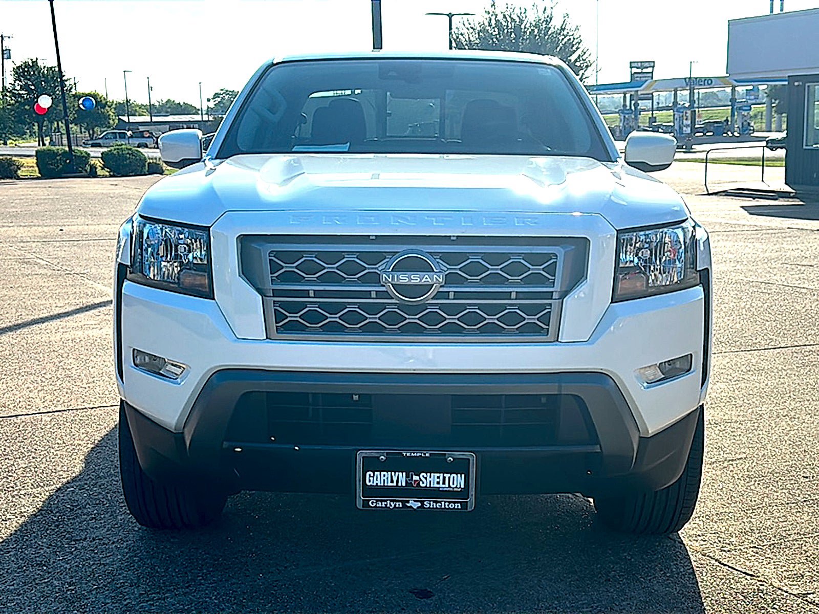 Used 2024 Nissan Frontier SV w/ SV Convenience Package RWD image 11