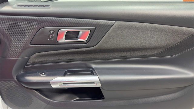 Used 2025 Ford Mustang Coupe image 15