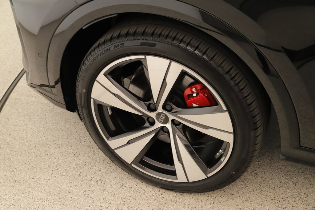 New 2025 Audi SQ5 Premium Plus image 30