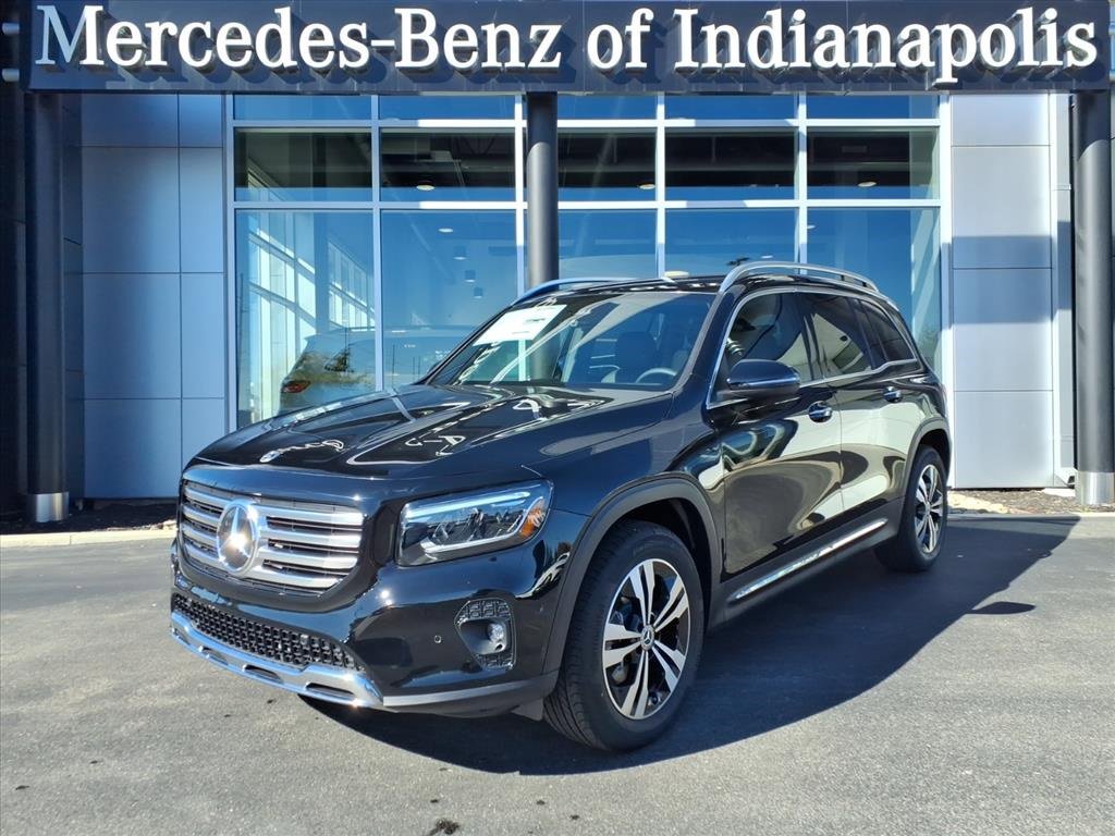 New 2025 Mercedes-Benz GLB 250 4MATIC image 1