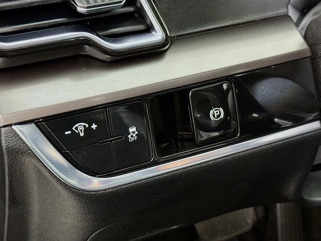 Used 2023 Kia Sportage EX FWD image 10