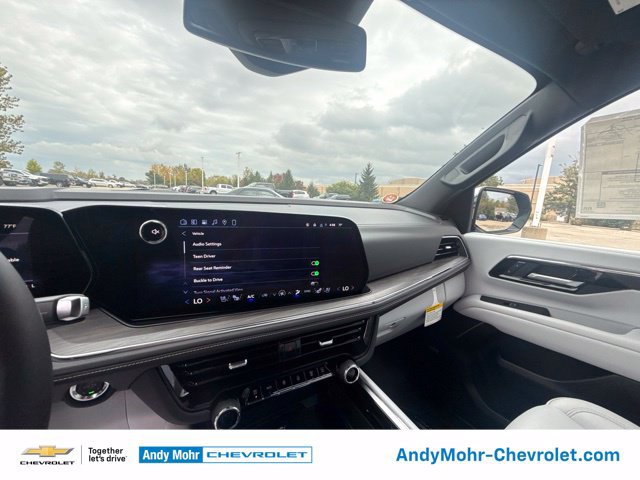 New 2027 Chevrolet Tahoe Premier w/ Sun And Tow Package AWD/4WD image 26