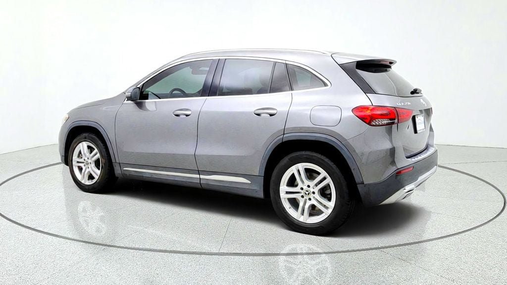 Used 2021 Mercedes-Benz GLA 250 4MATIC w/ Premium Package image 7