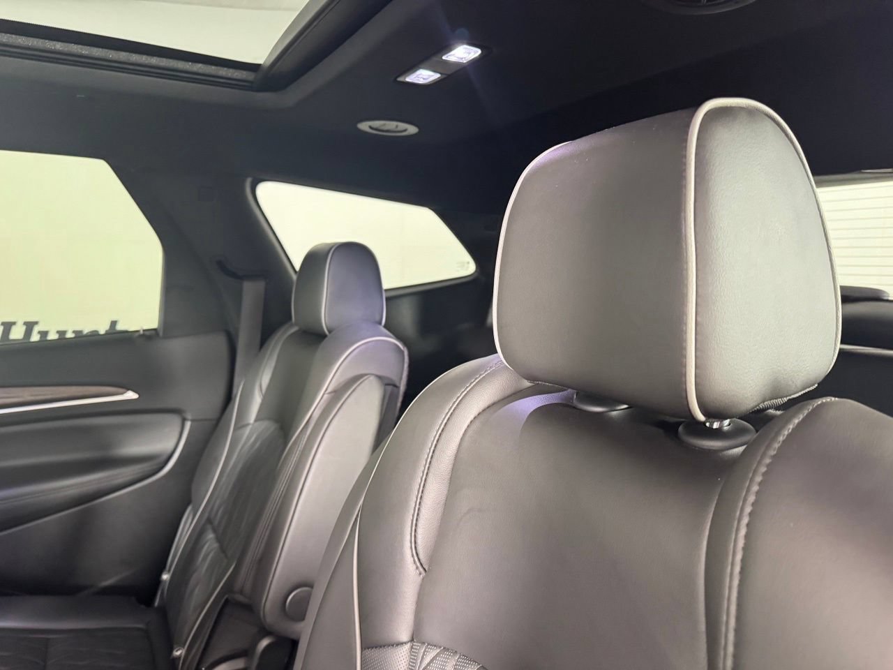 Used 2023 Buick Enclave Avenir w/ Avenir Technology Package AWD/4WD image 41