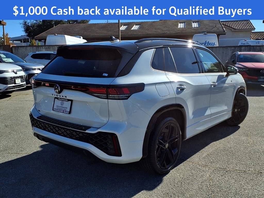 New 2026 Volkswagen Tiguan SE R-Line image 5