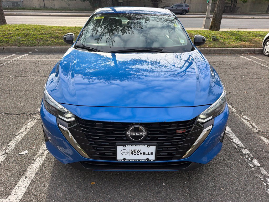 Used 2024 Nissan Sentra SR FWD image 2