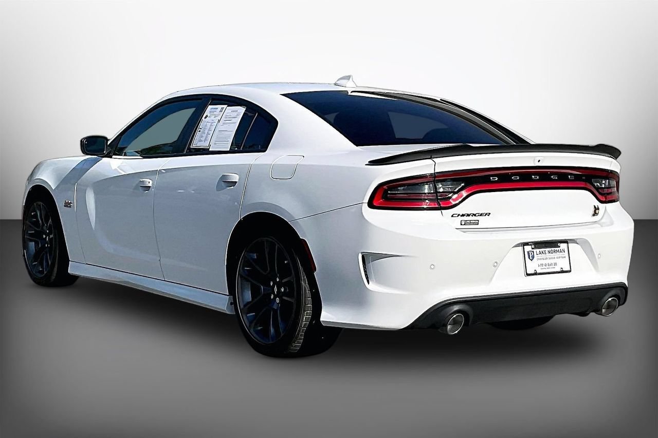 Certified 2023 Dodge Charger Scat Pack w/ Plus Group RWD image 6