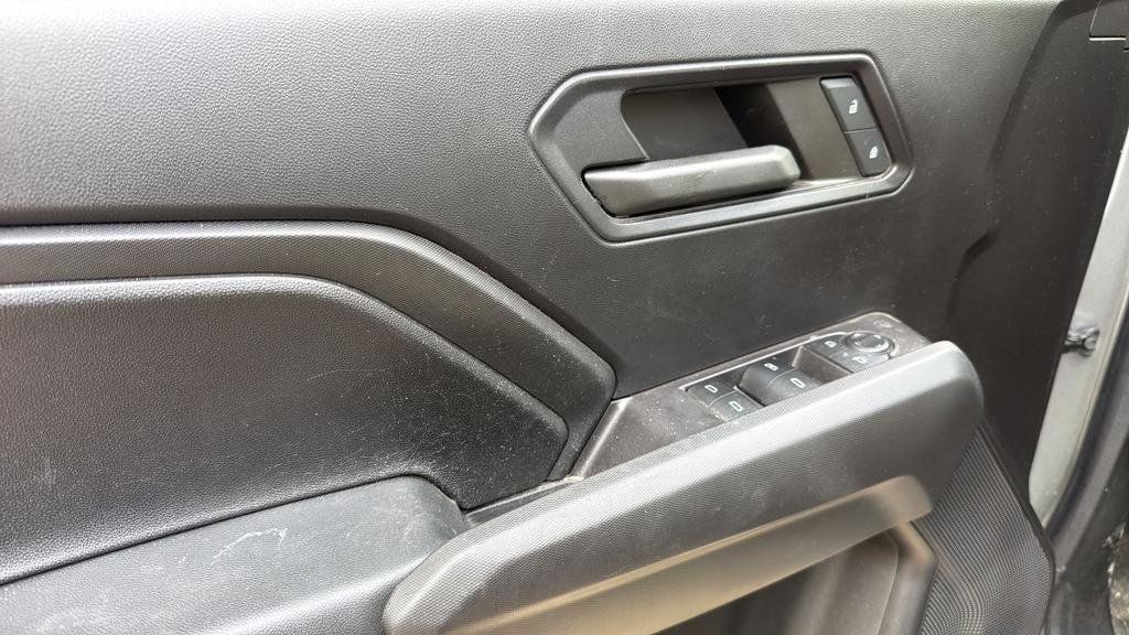 Used 2023 Chevrolet Colorado Trail Boss w/ Advanced Trailering Package image 11