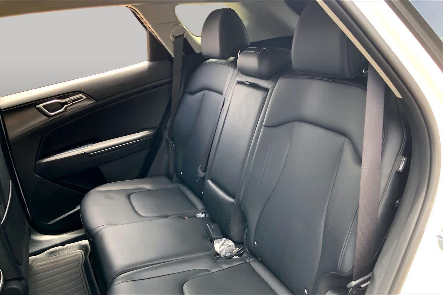 Certified 2026 Kia Sportage EX FWD image 41