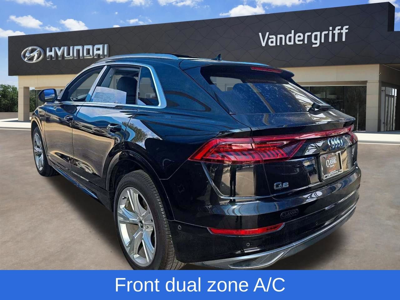 Used 2020 Audi Q8 Prestige image 2