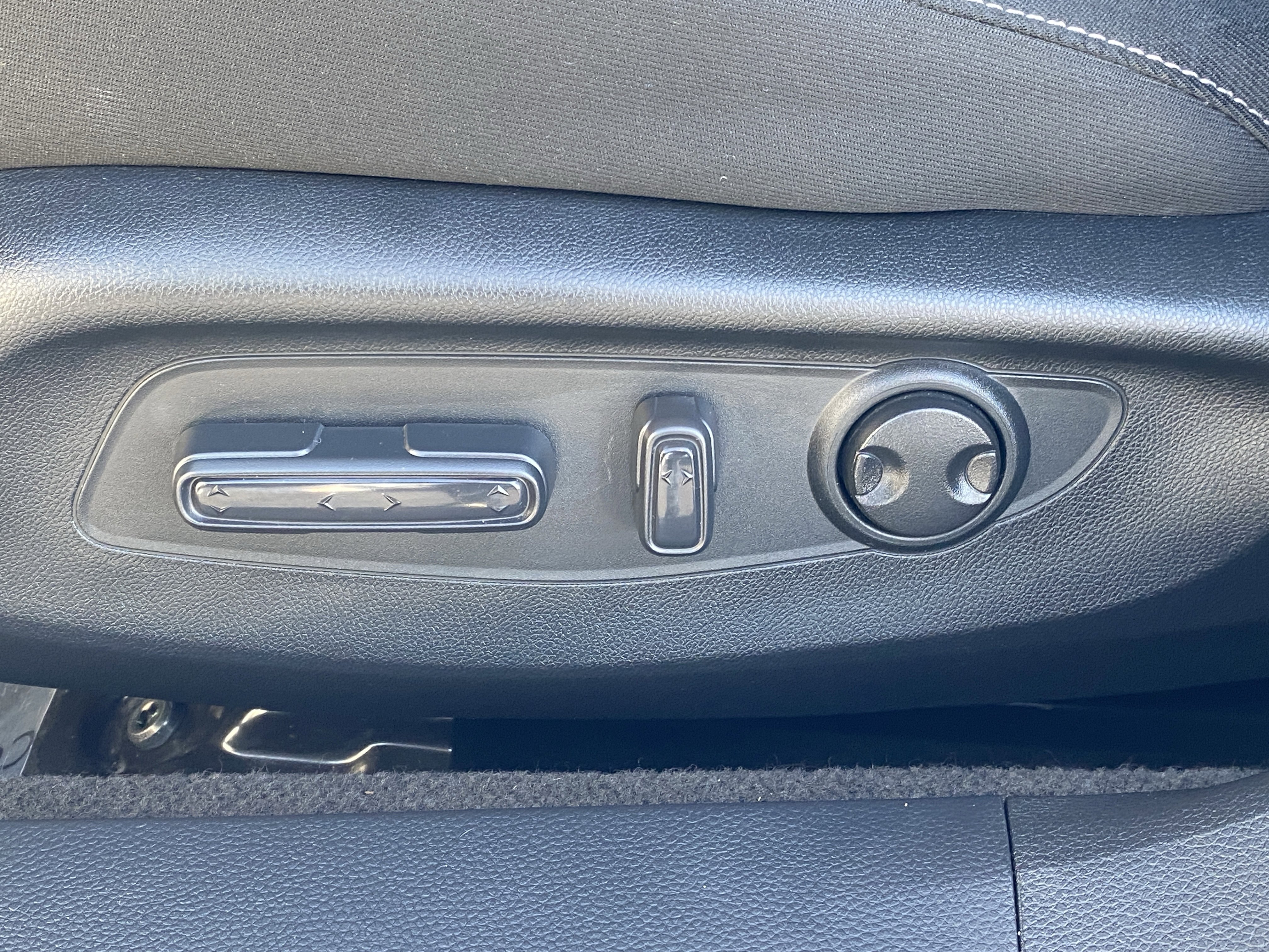 Used 2025 Honda Accord SE image 16