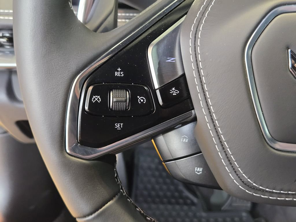 Used 2025 Chevrolet Corvette Stingray Preferred Cpe w/ Z51 Performance Package RWD image 23