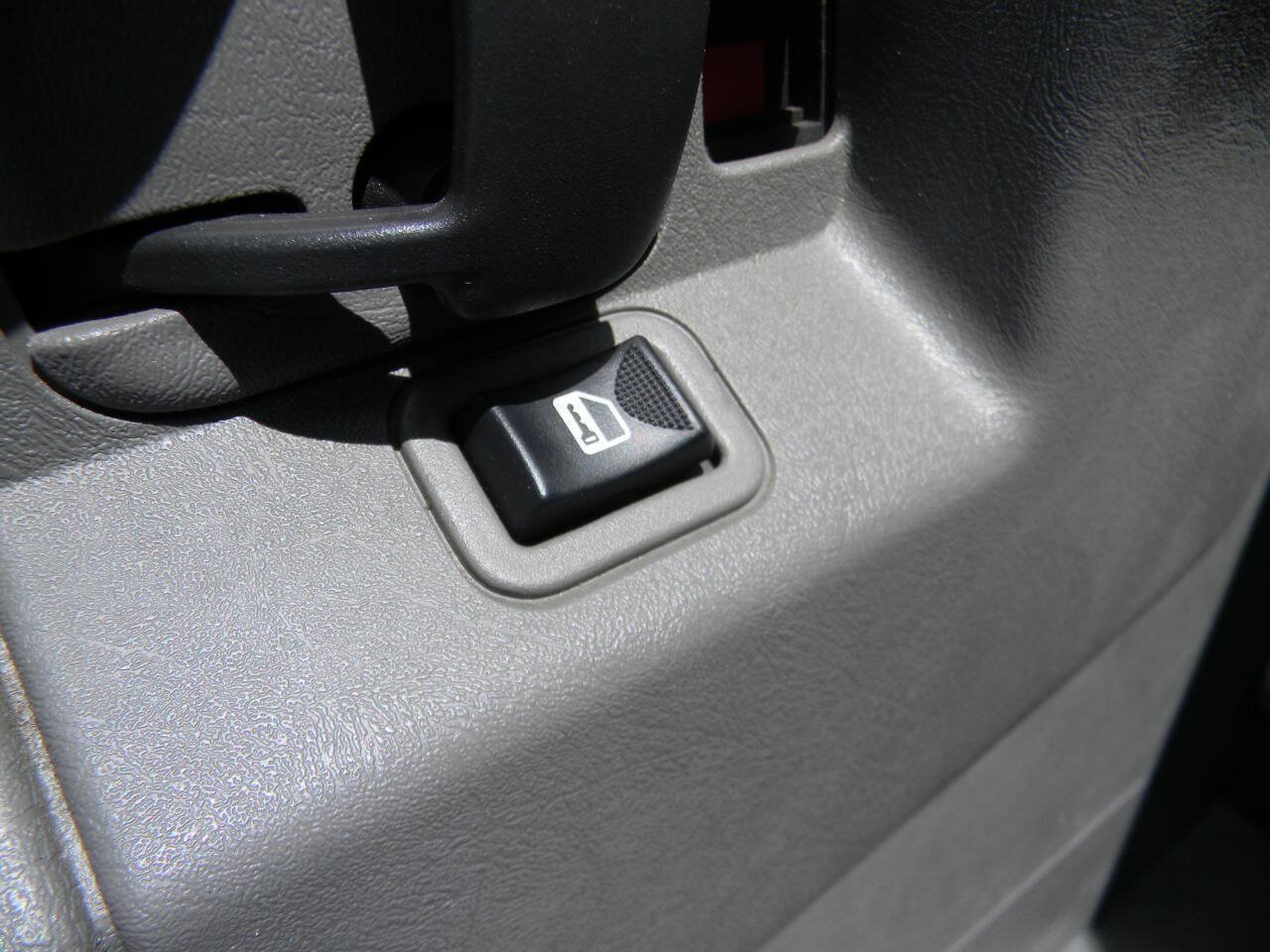 Used 2021 Chevrolet Express 3500 w/ Power Convenience Package RWD image 12