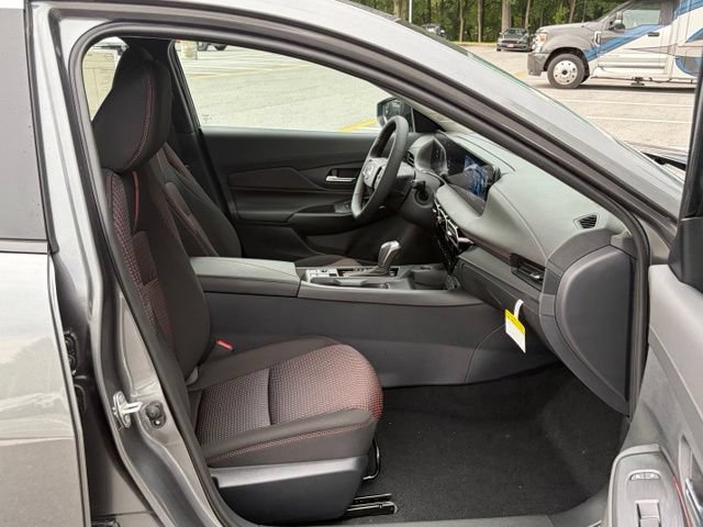 New 2027 Nissan Sentra SR w/ SR All Weather Package FWD image 26