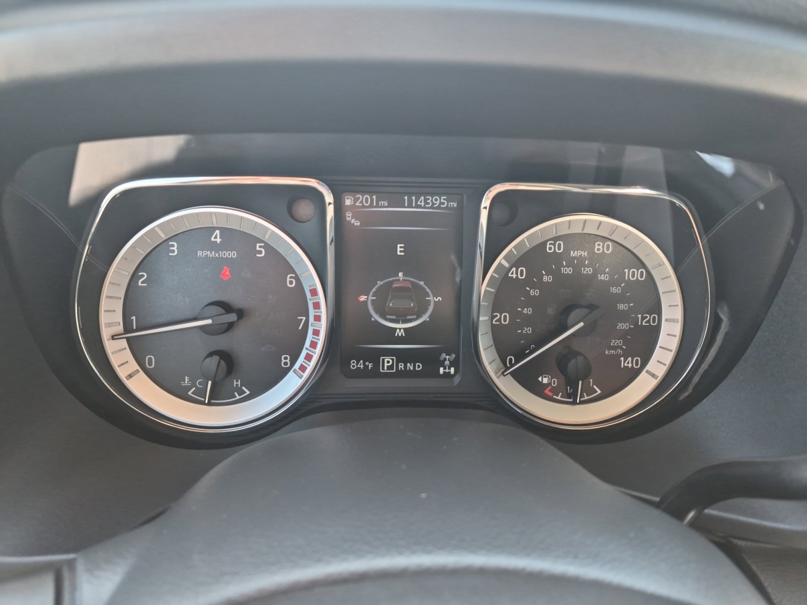 Used 2017 Nissan Titan PRO-4X AWD/4WD image 19