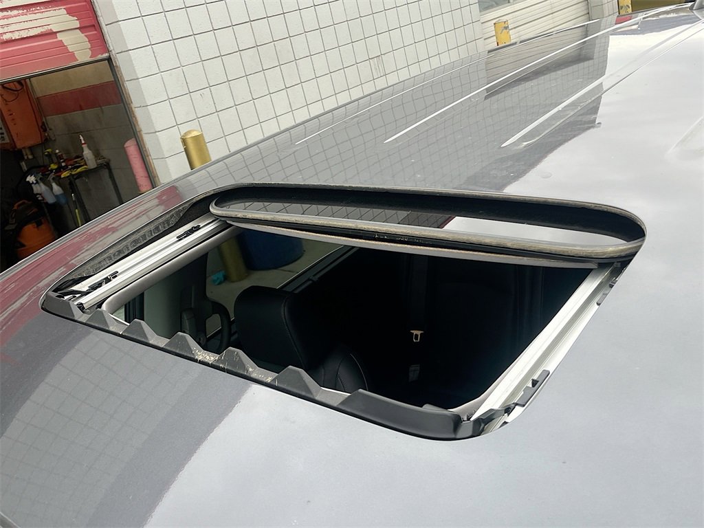 Used 2023 Honda Odyssey EX-L image 21