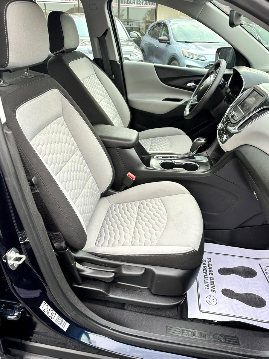 Used 2020 Chevrolet Equinox LS image 11