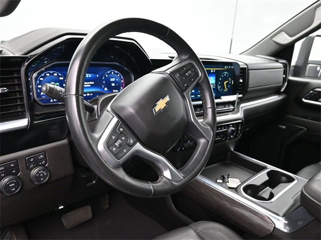 Used 2024 Chevrolet Silverado 2500 LTZ w/ LTZ Convenience Package image 14