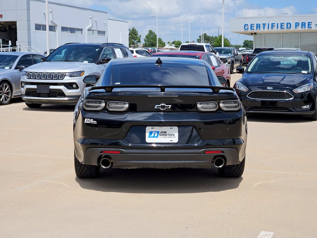Used 2023 Chevrolet Camaro SS RWD image 8