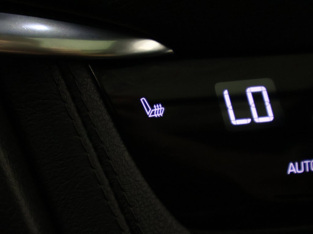 Used 2023 Cadillac XT5 Premium Luxury image 55