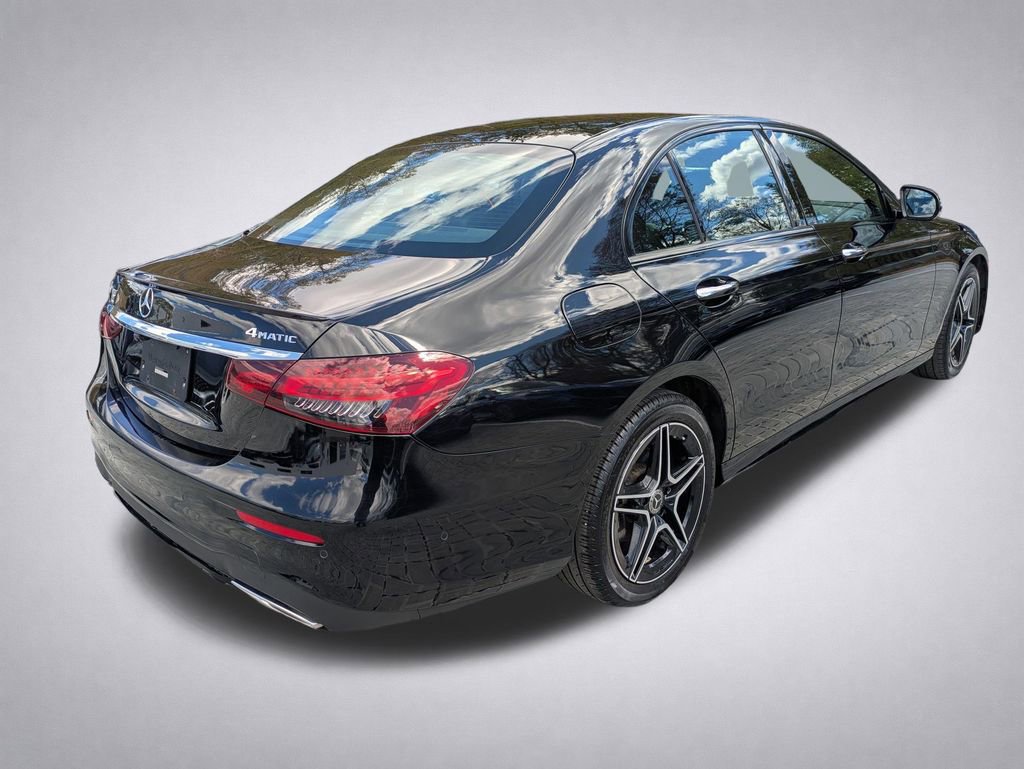 Used 2021 Mercedes-Benz E 350 4MATIC Sedan image 3
