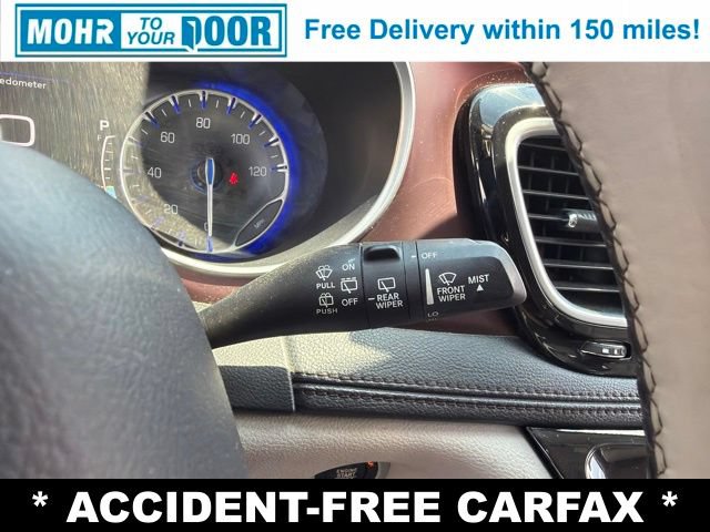 Used 2019 Chrysler Pacifica Limited FWD image 19