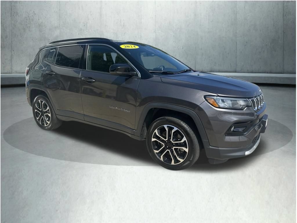 Used 2024 Jeep Compass Limited AWD/4WD image 8