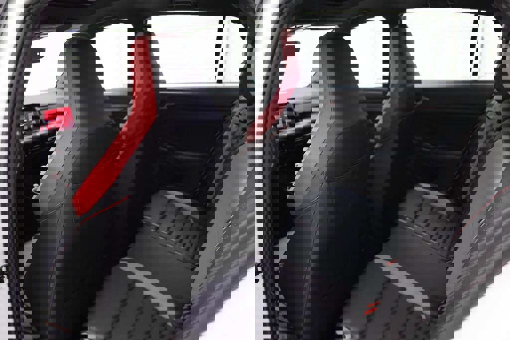 Used 2024 Volkswagen GTI SE w/ SE Leather Seats Package image 9