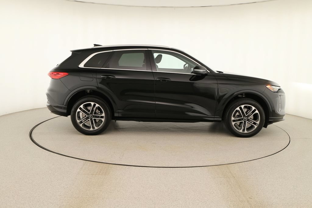 Certified 2025 Audi Q5 Premium AWD/4WD image 8
