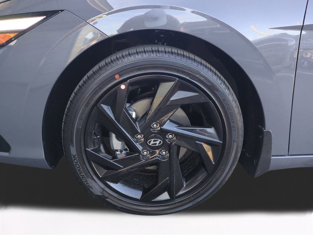New 2026 Hyundai Elantra SEL Sport image 11
