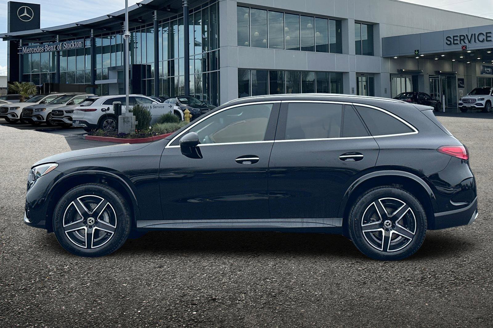 New 2026 Mercedes-Benz GLC 300 4MATIC image 7