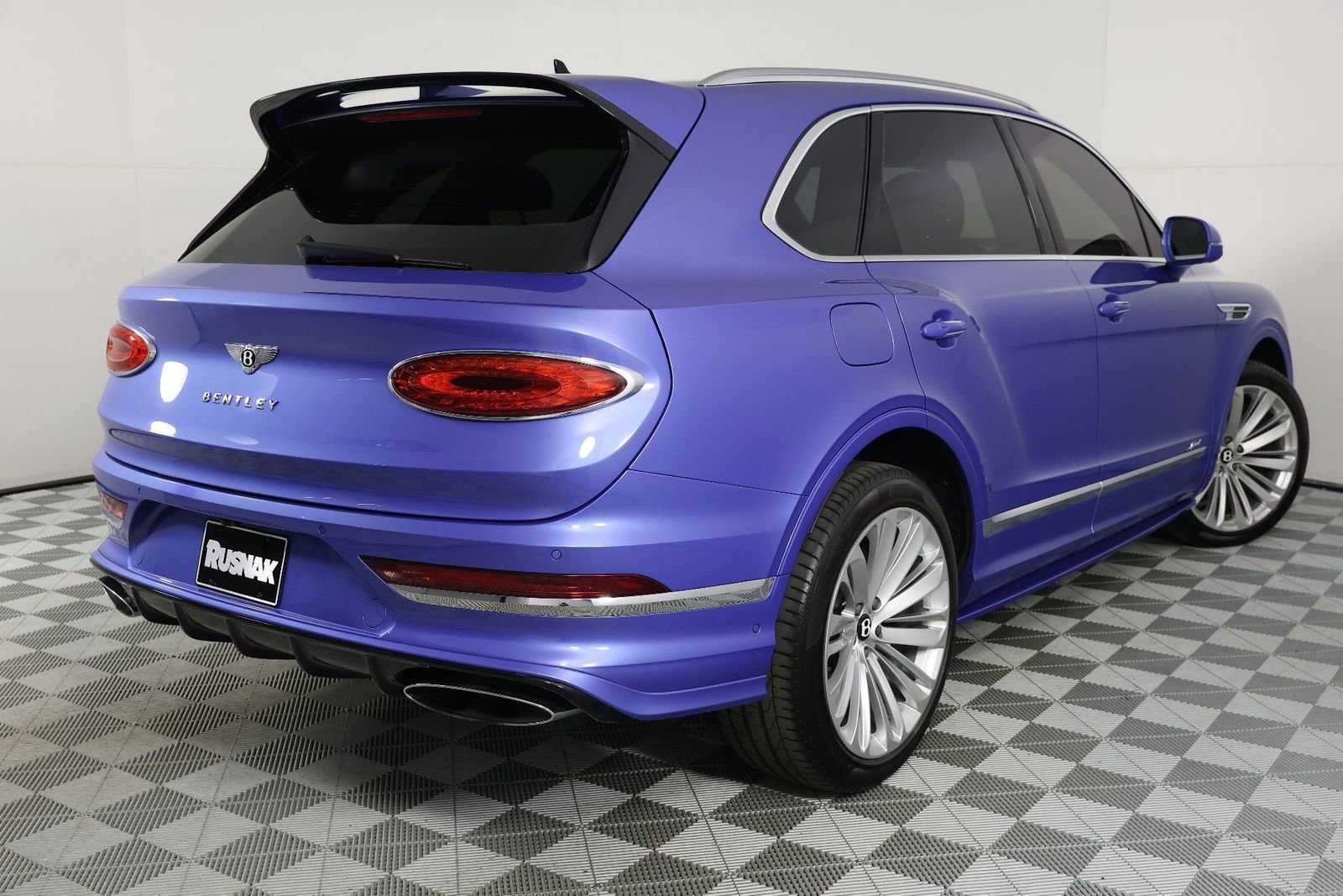 Certified 2023 Bentley Bentayga Speed image 9