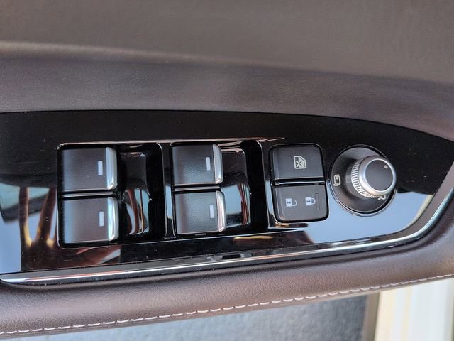 Used 2025 MAZDA CX-5 Signature image 17