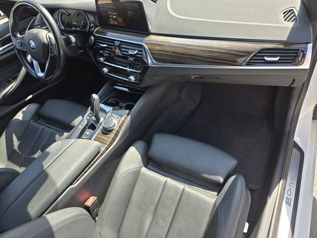 Used 2018 BMW 530e image 18