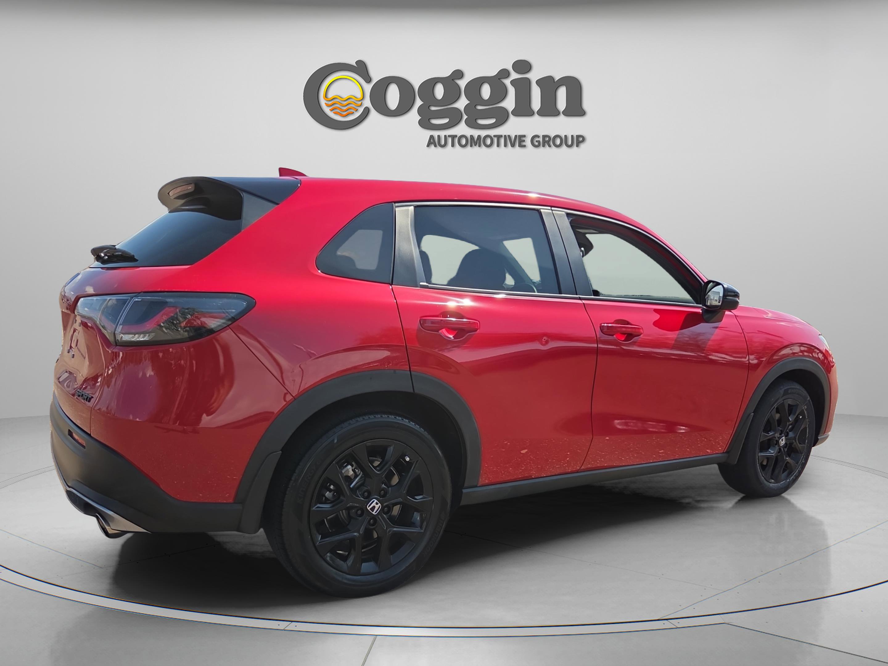 Used 2024 Honda HR-V Sport image 11