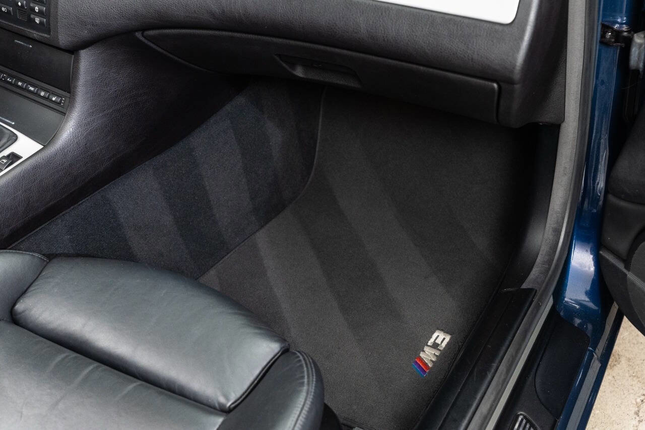 Used 2005 BMW M3 Convertible image 57