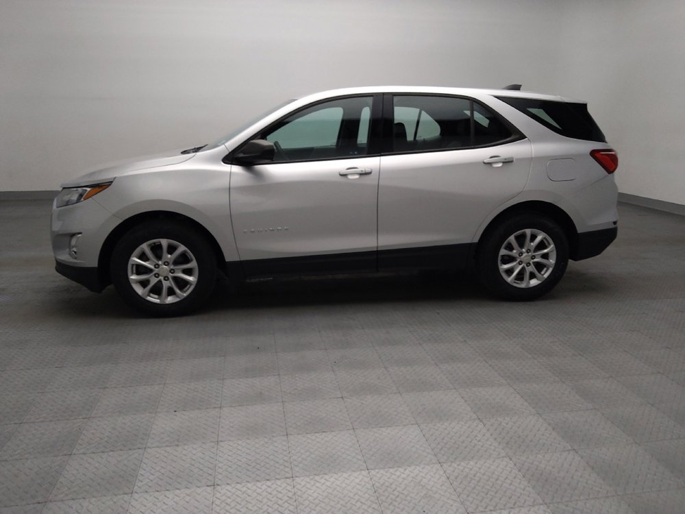 Used 2019 Chevrolet Equinox LS FWD image 2