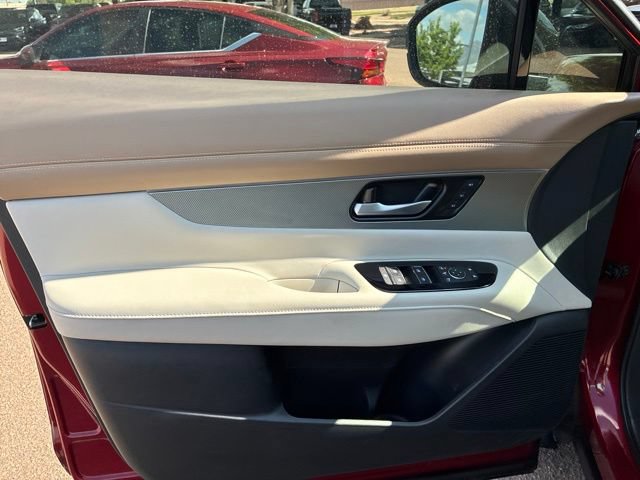Certified 2025 Nissan Murano Platinum w/ Cargo Package AWD/4WD image 21
