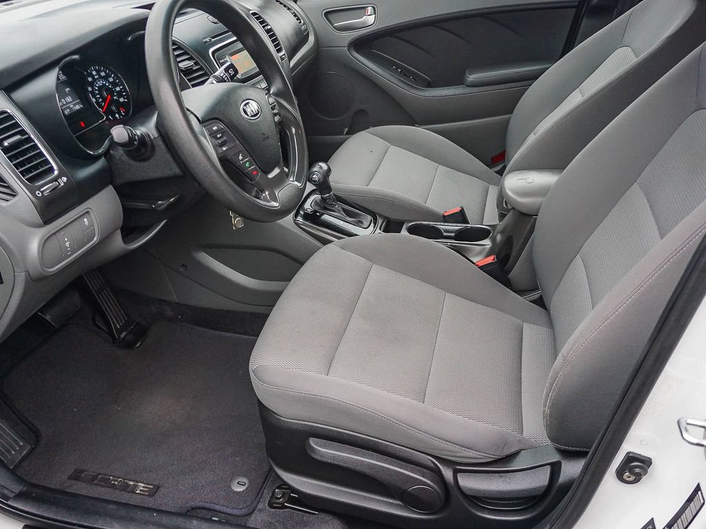 Used 2017 Kia Forte LX FWD image 18