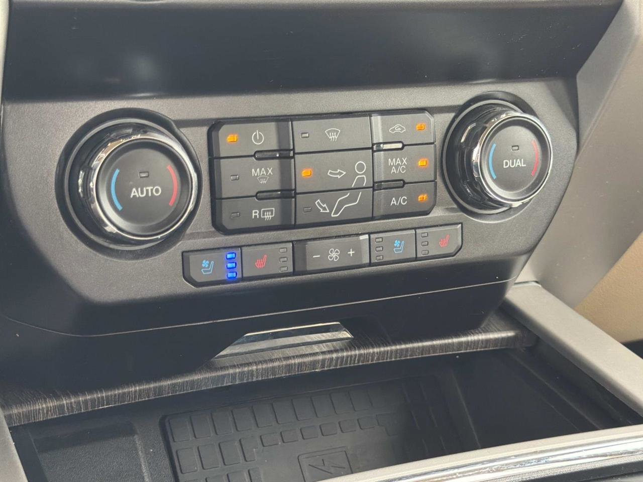 Used 2020 Ford F250 Lariat w/ Lariat Ultimate Package AWD/4WD image 21